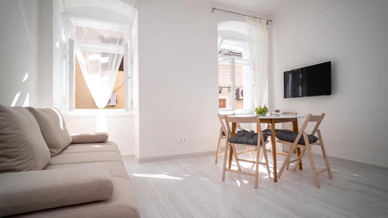 Max Suite โตรกีร์ ภายนอก รูปภาพ